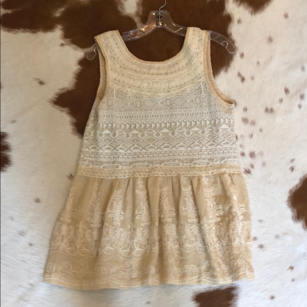 Embroidered tank top blouse